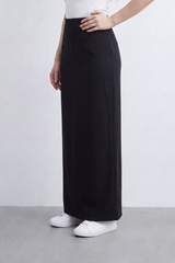 Women’s Tomato Store Column Slit Maxi Skirt Clean Matte Surface Shapes Sleek High Waist Line Long Straight Fall Back Slit Detail