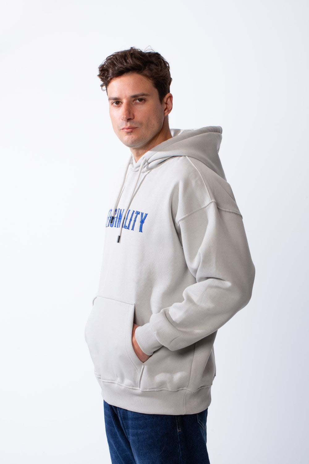 Men's Hood Design With Pack Textured Text Print Front Embroidered Text Long Sleeves Slim Fit Melton Sweatshirt