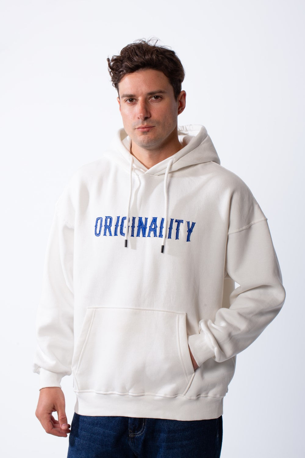 Men's Hood Design With Pack Textured Text Print Front Embroidered Text Long Sleeves Slim Fit Melton Sweatshirt