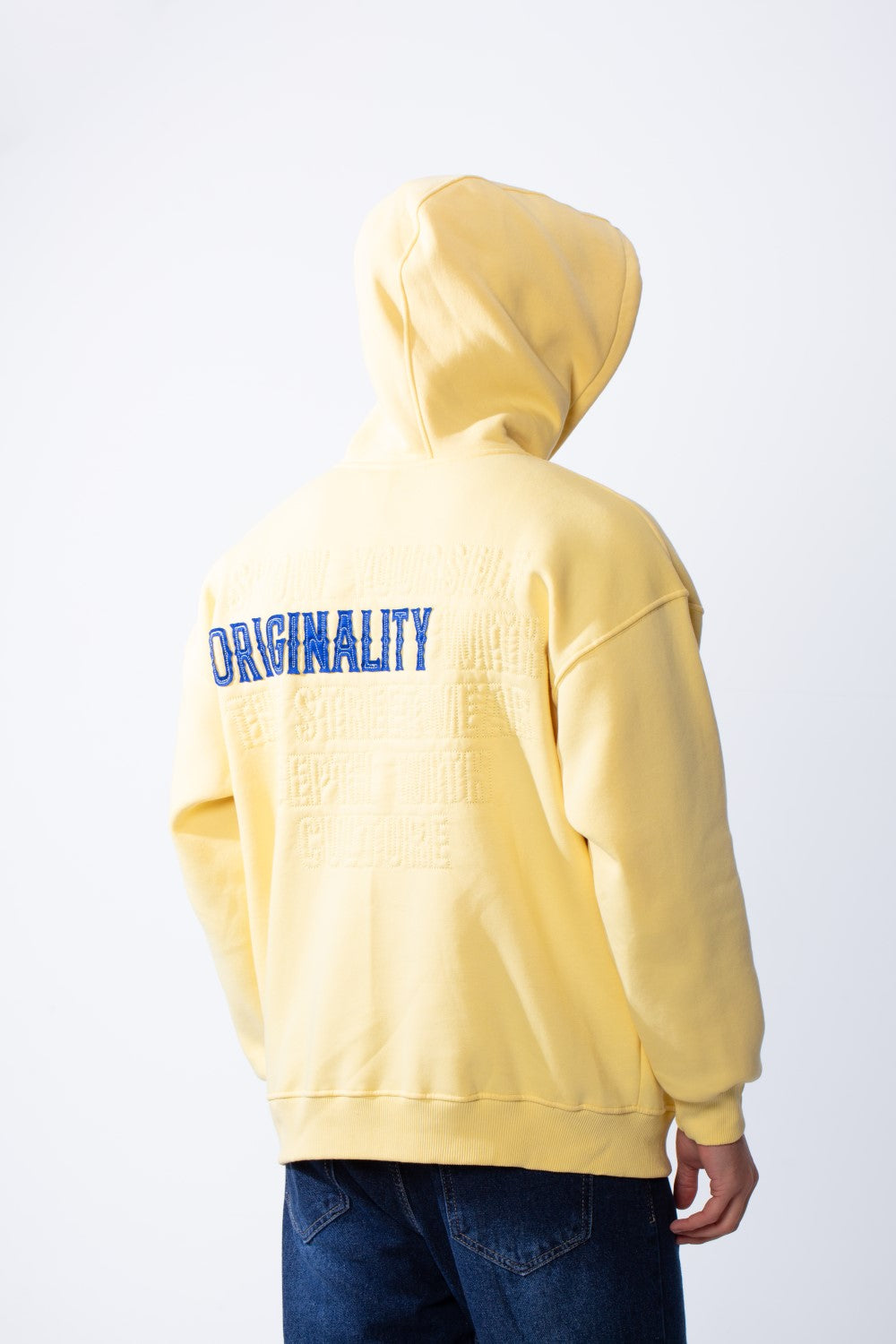 Men's Hood Design With Pack Textured Text Print Front Embroidered Text Long Sleeves Slim Fit Melton Sweatshirt