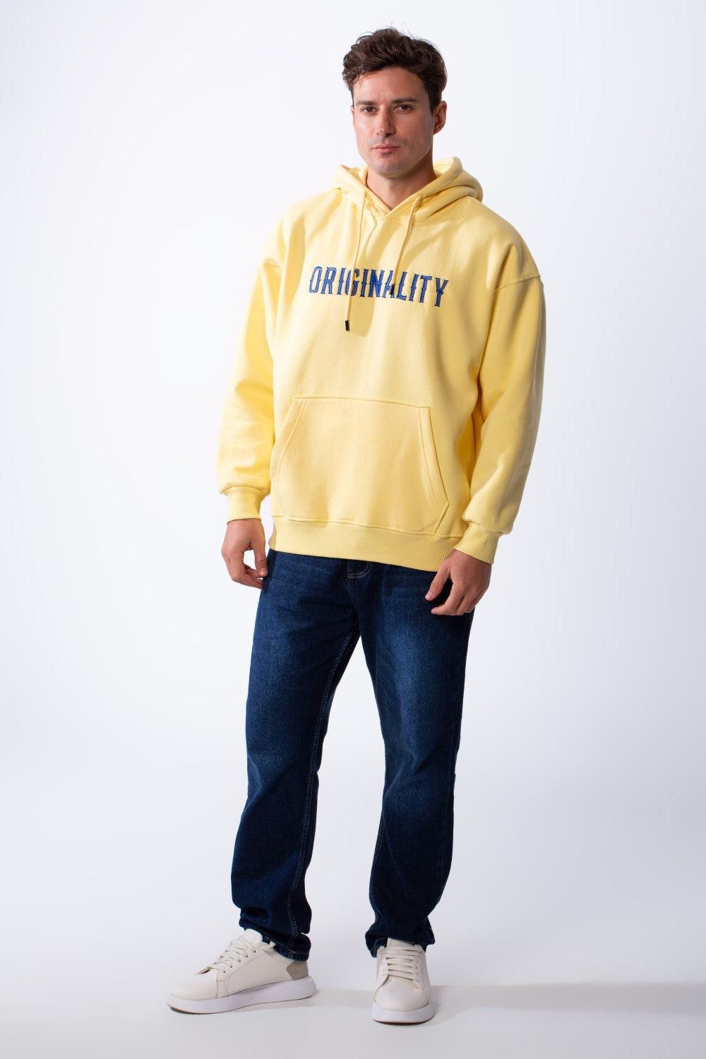 Men's Hood Design With Pack Textured Text Print Front Embroidered Text Long Sleeves Slim Fit Melton Sweatshirt