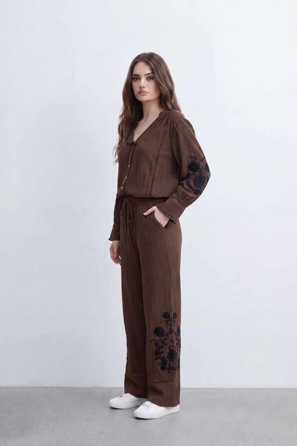 Women’s Tomato Store Ornate Bloom Co-Ord Set Crinkle Texture With Raised Floral Embroidery Besic Outfit