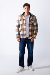 Men's Classic Plaid Pattern Functional Buttoned Chest Pockets Traditional Collar Full-Length Button Closure Jock Fabric With Slim Fit Shirt