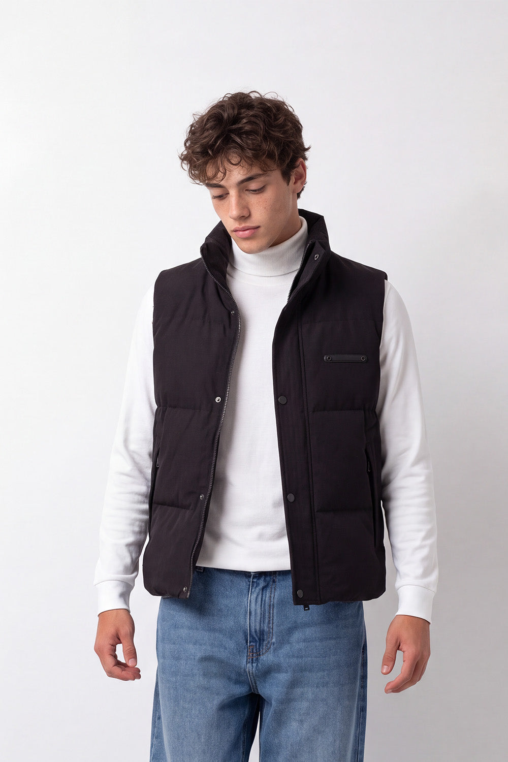 Men's Tomato Store Slim Fit Puffer Vest Sleeveless High Neck Snap Zip Front Ribbed Trim Chest Badge Detail