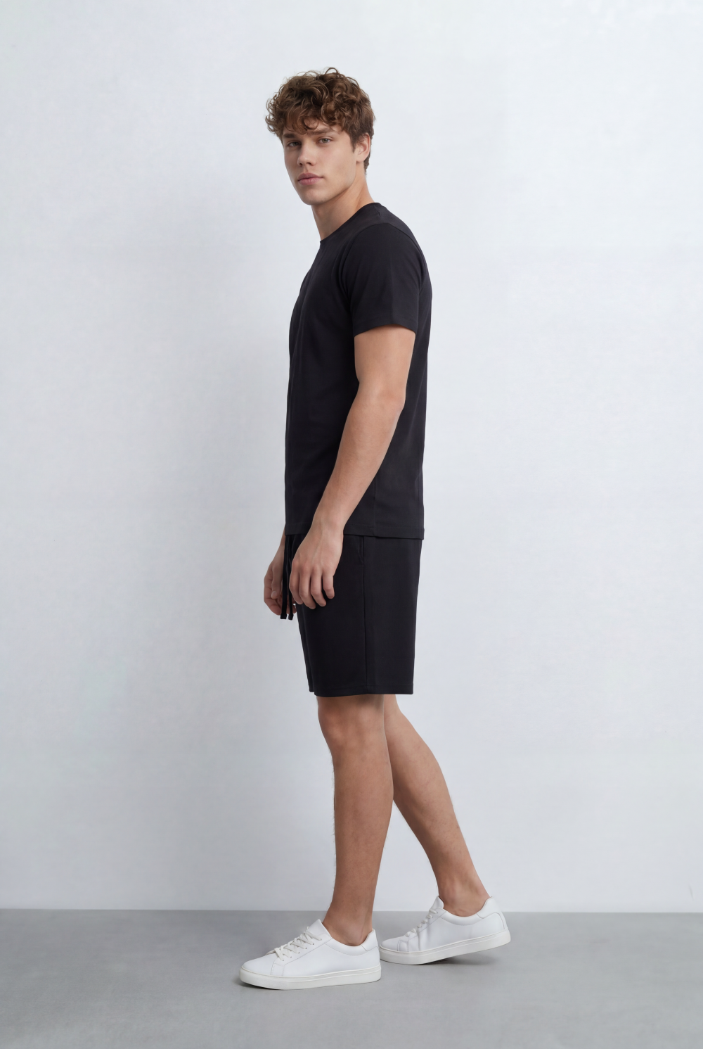 Men’s Tomato Store Minimal Details And An Adjustable Drawstring Waist Outfit Regular Fit