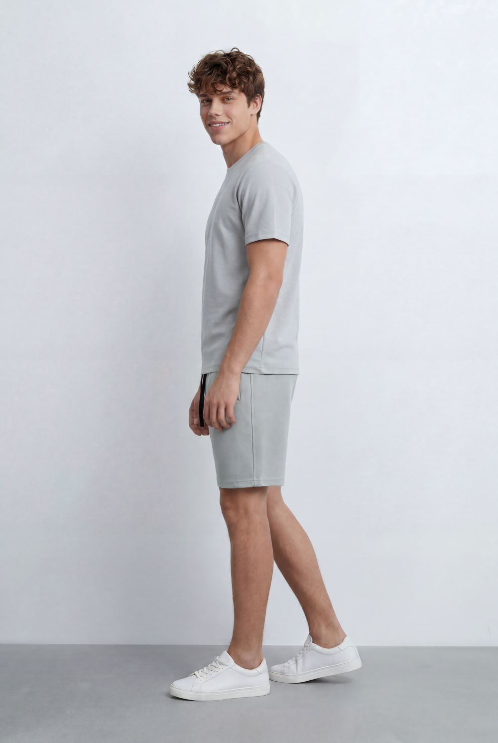 Men’s Tomato Store Minimal Details And An Adjustable Drawstring Waist Outfit Regular Fit