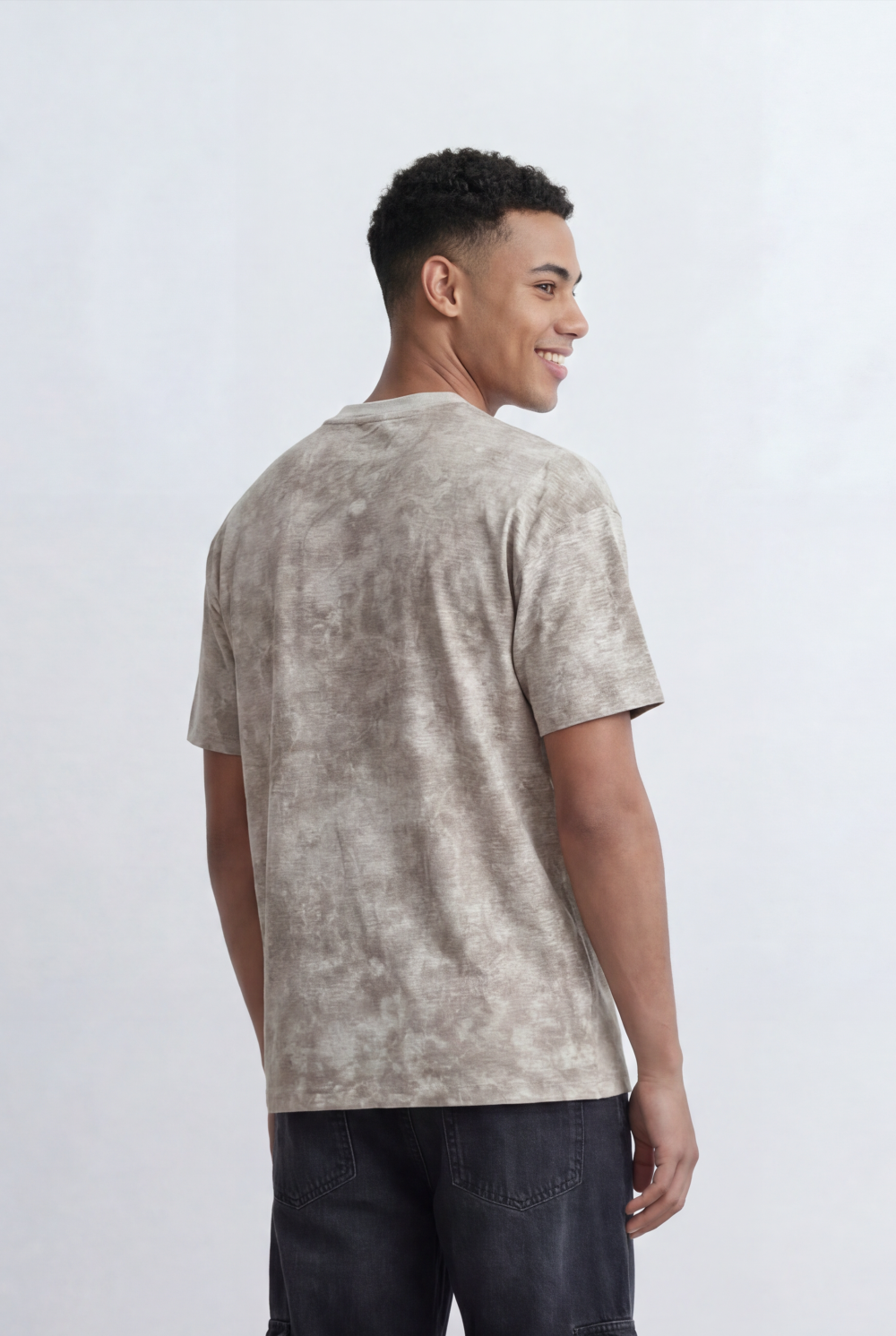 Men’s Tomato Store Washed T-Shirt All Over Cloud Wash Effect Clean Minimal Design