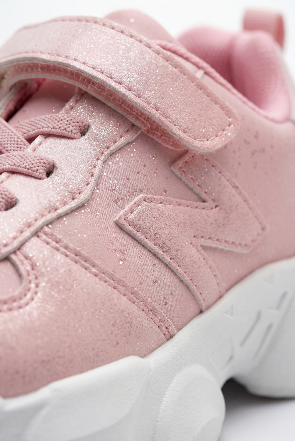 Girl's Bold Chunky Trainer Sculpted Midsole Provides Structured Feel Excellent Stability All-Day Elastic Laces Shoes