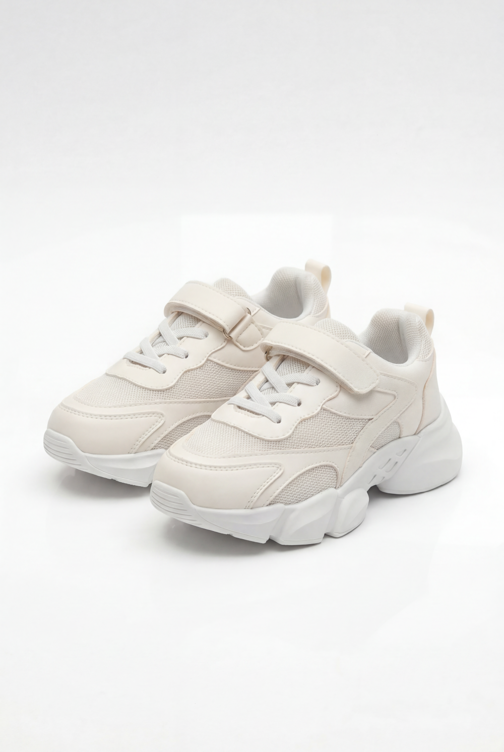 Girl's Breathable Multi Layered Mesh Upper Dual-Closure System Tomato Store Shoes