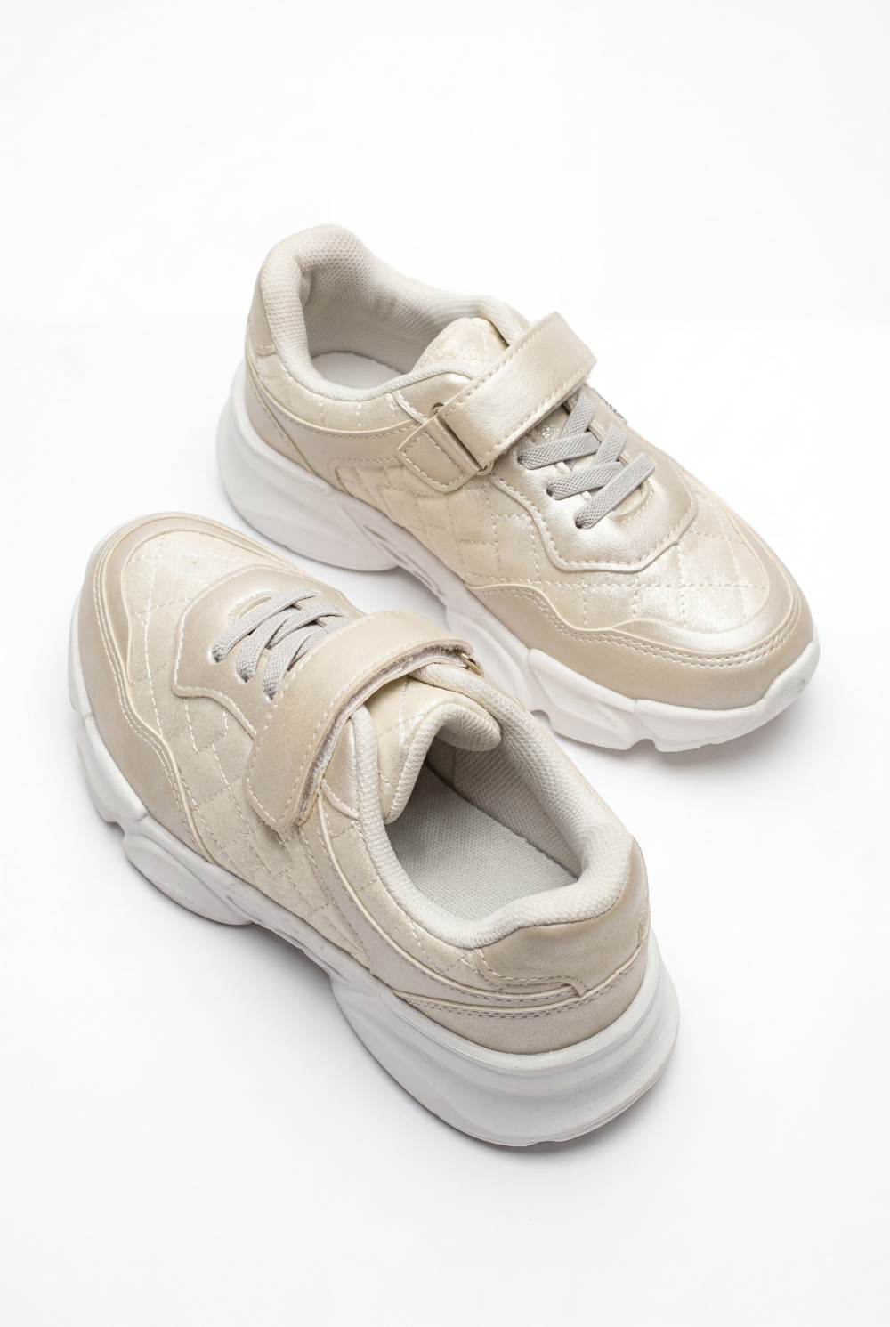 Girl's Textured Chunky Sneaker Side Panels Wide Hook And Loop Strap Chunky Durability Smooth Stride Shoes