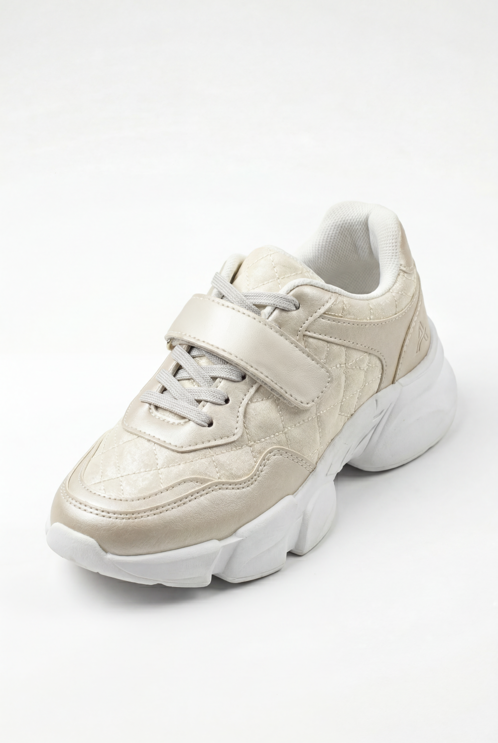 Girl's Textured Chunky Sneaker Side Panels Wide Hook And Loop Strap Chunky Durability Smooth Stride Shoes