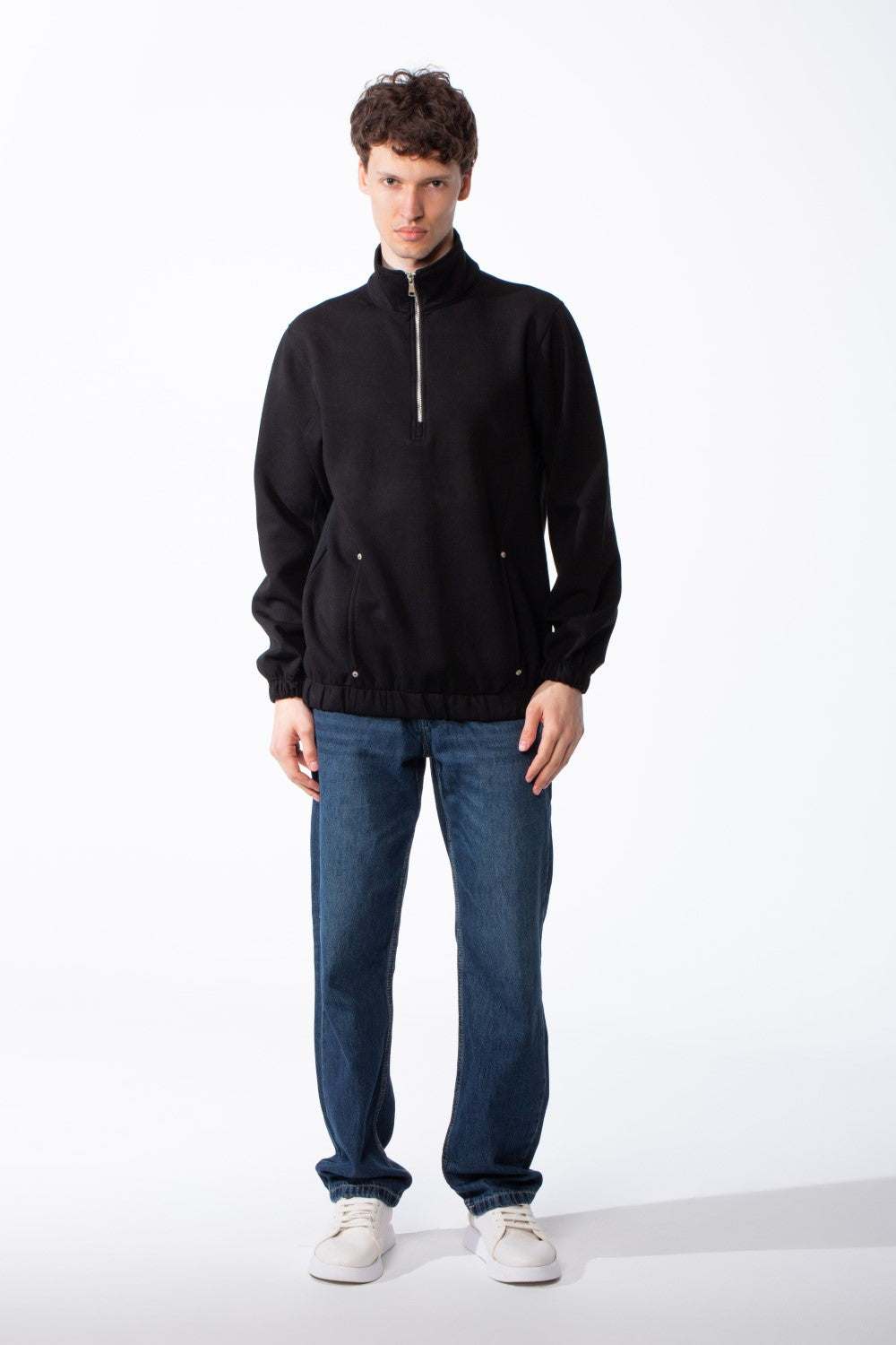 Men's Quarter-Zip Mock Neck Sweatshirt Front Panelled Construction With Curved Seam Detailed Elasticated Hem And Cuffs Side-Entry Pockets
