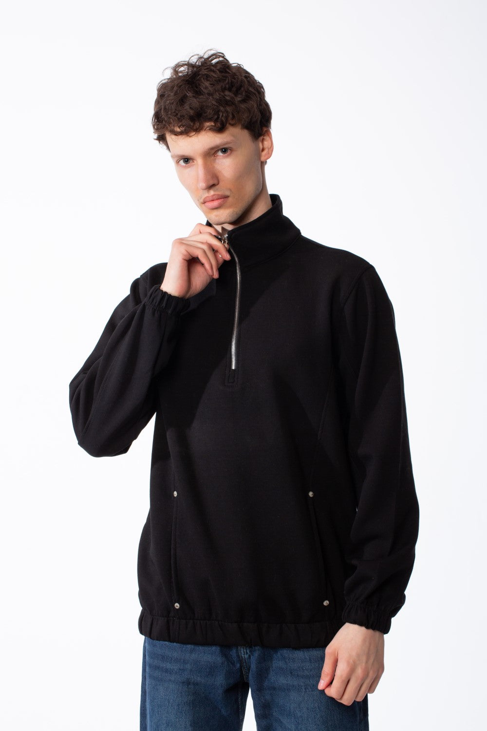 Men's Quarter-Zip Mock Neck Sweatshirt Front Panelled Construction With Curved Seam Detailed Elasticated Hem And Cuffs Side-Entry Pockets