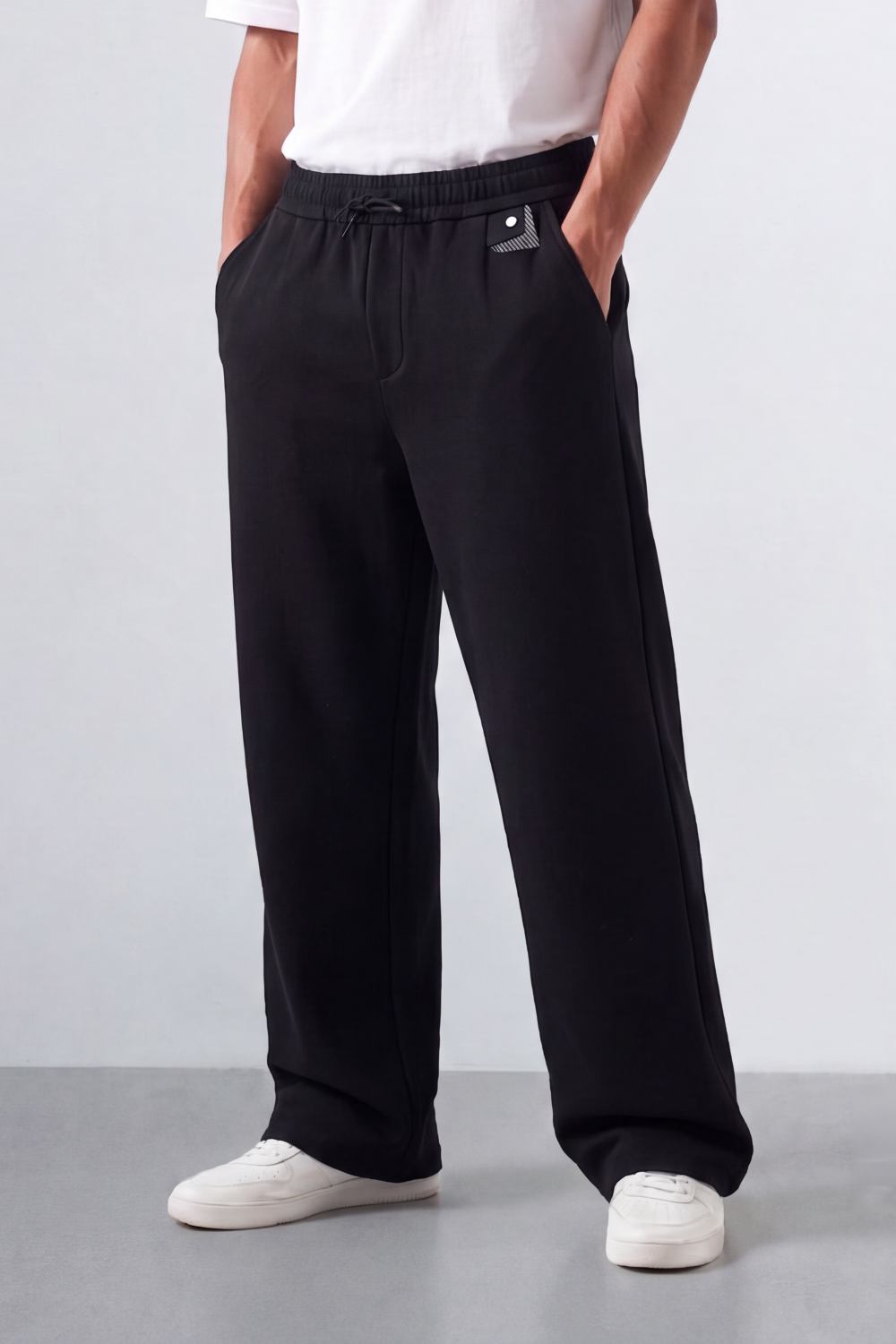 Men’s Tomato Store Wide Sweatpants Matte Brushed Texture Elastic Waist Contrast Drawcord Badge Patch