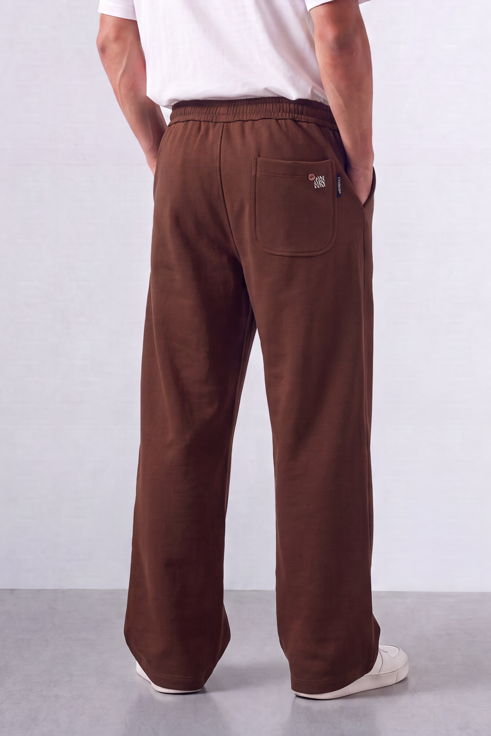 Men’s Tomato Store Wide Sweatpants Matte Brushed Texture Elastic Waist Contrast Drawcord Badge Patch