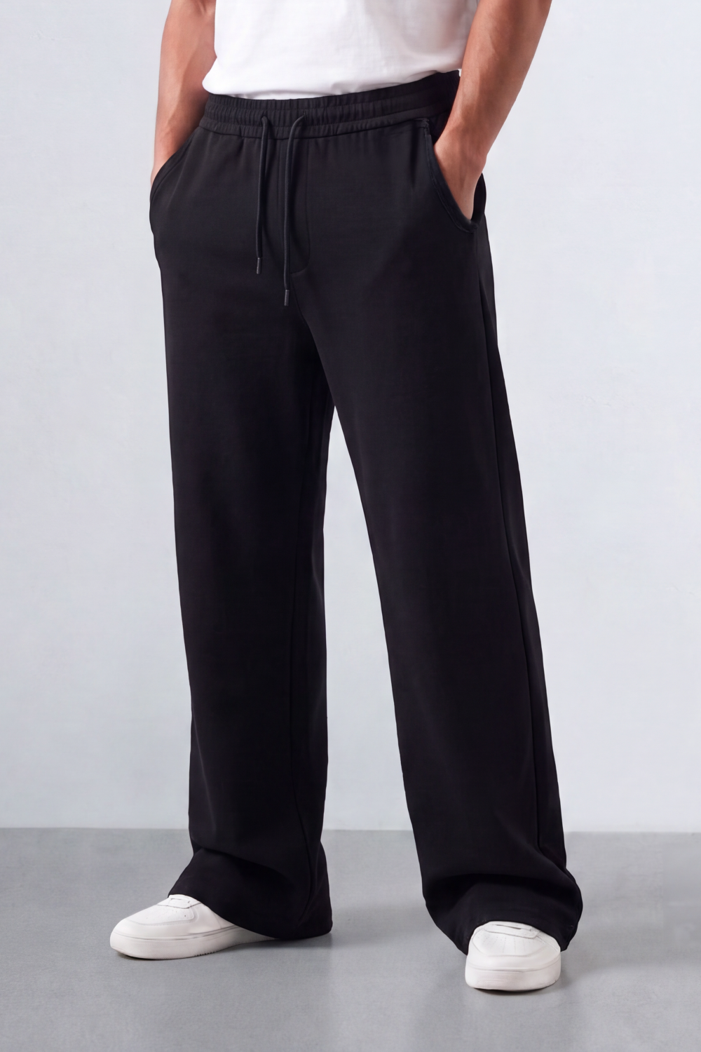 Men’s Tomato Store Soft Flow Sweatpants Smooth Brushed Texture Elastic Drawcord Waist Side Pockets Back Patch Pockets