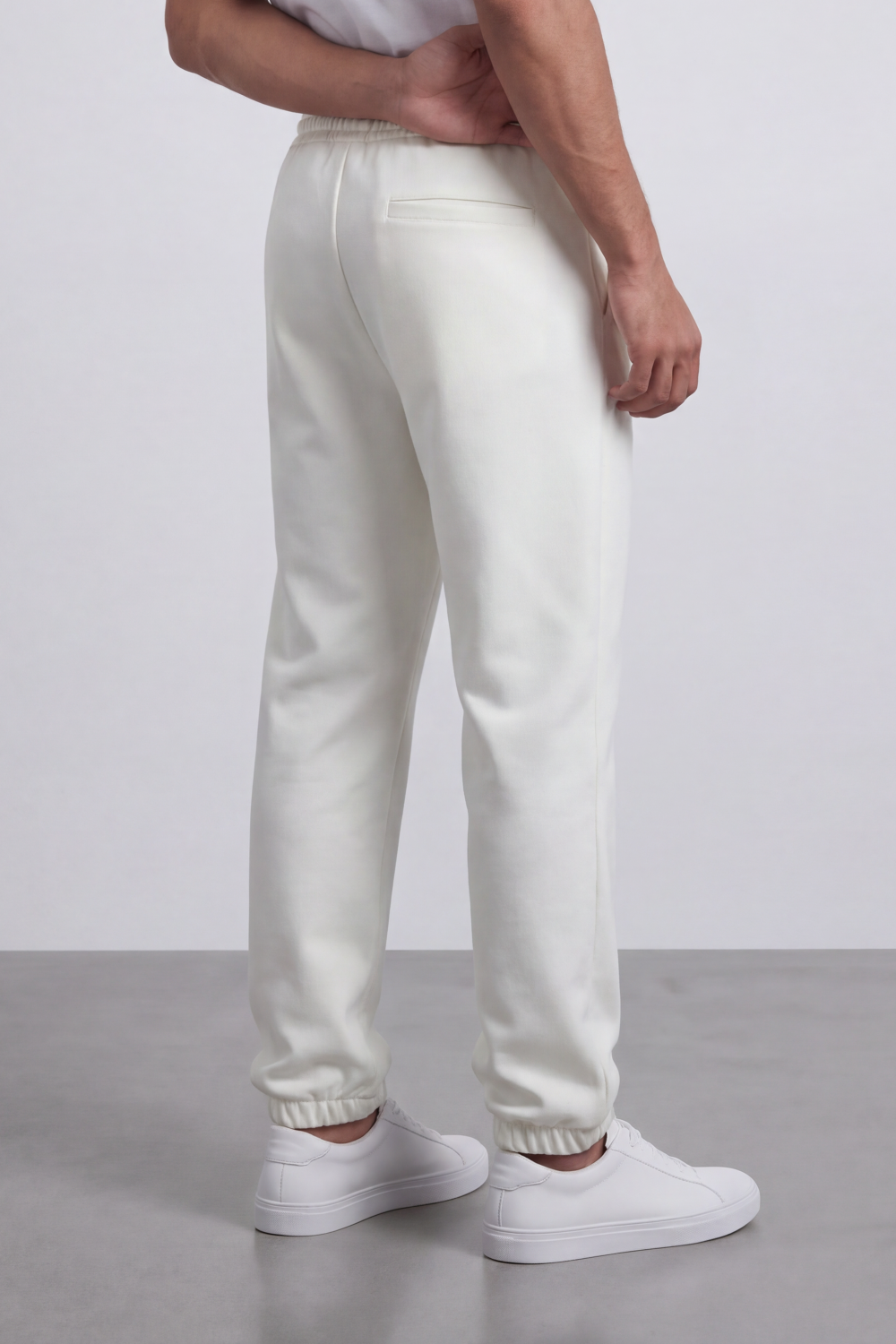 Men’s Tomato Store Lounge Route Jogger Oversize Sweatpants Soft Brushed Surface Clean Minimal Body Elastic Waist Drawcord Detail