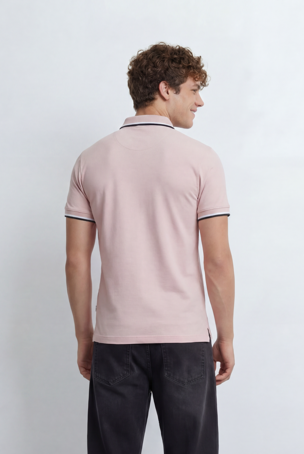 Men’s Tomato Store Delivers Contrast Tipping Details Collar And Sleeves T-Shirt