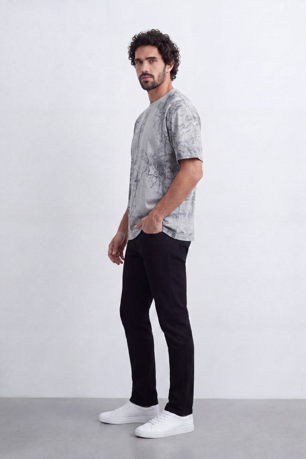 Men’s Tomato Store Marble Crack Relaxed T-Shirt Abstract Print Covers The Body With Speckled Wash Texture