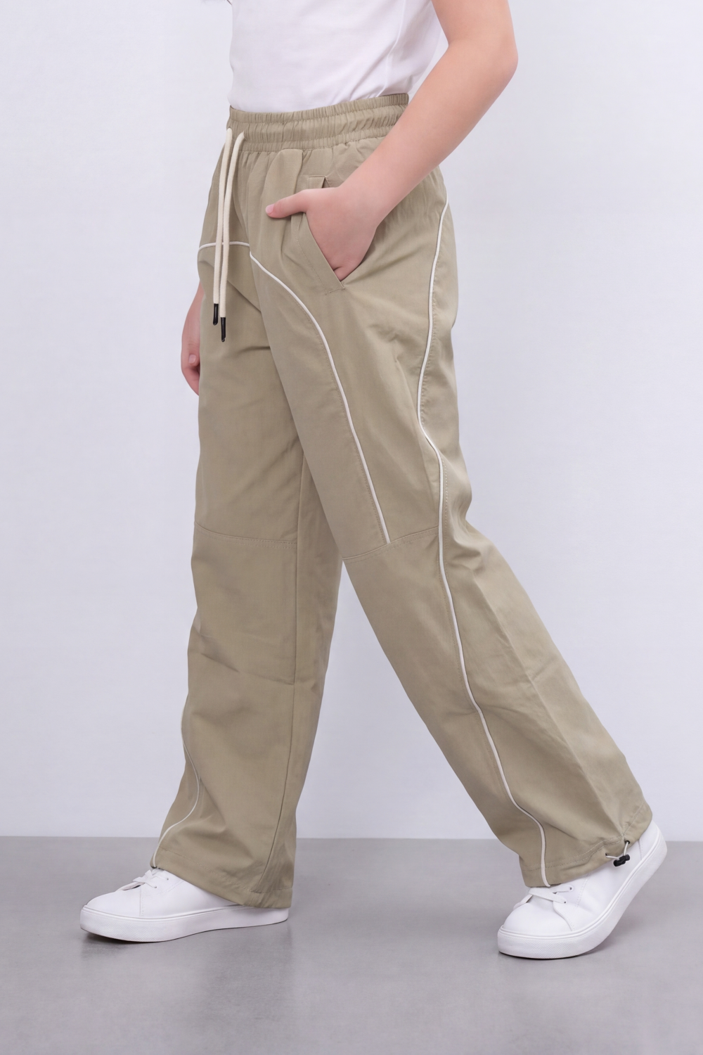 Girl's Tomato Store Lightweight Woven Reguler Fit Pants Contrast Piping Detail