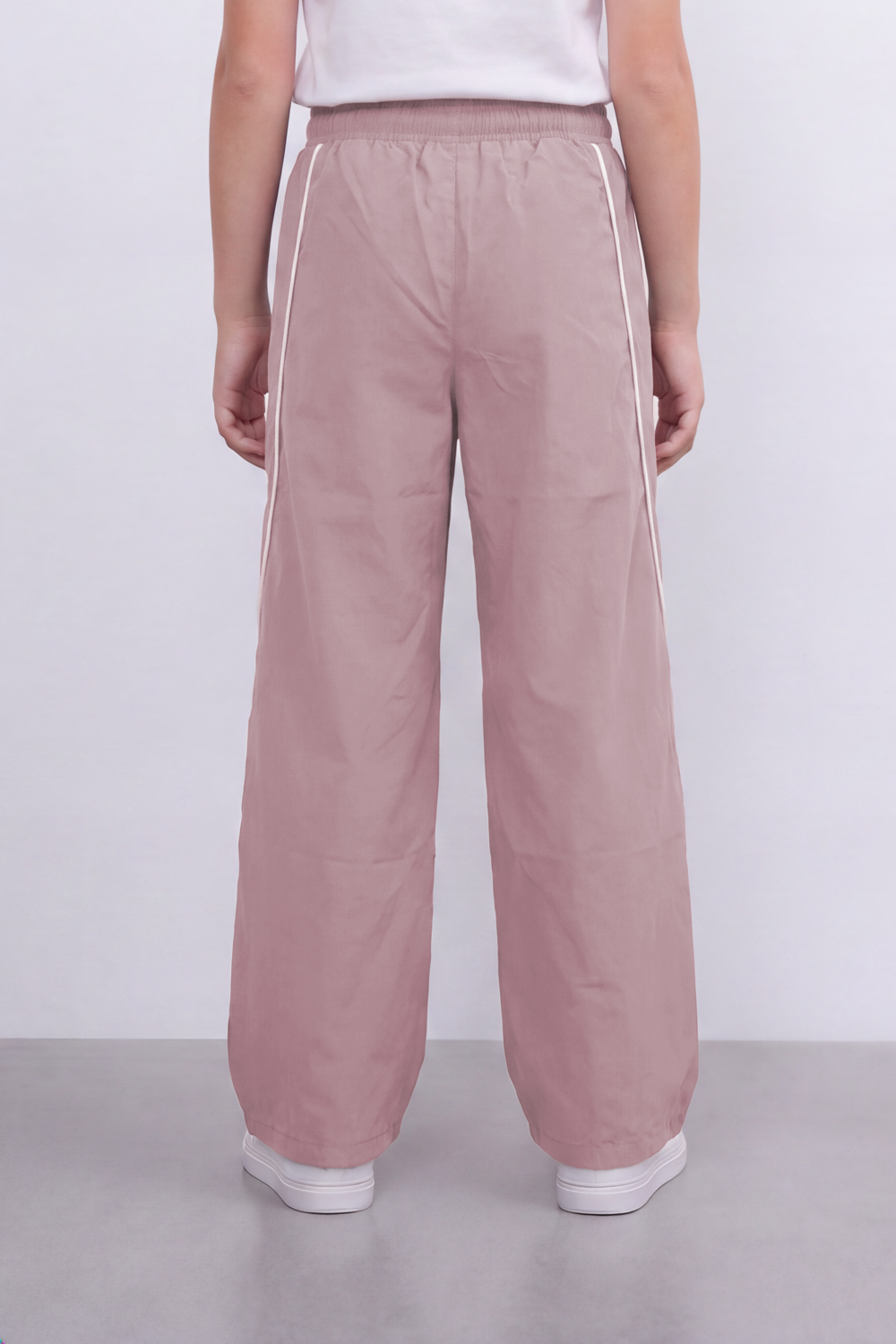 Girl's Tomato Store Lightweight Woven Regular Fit Pants Contrast Piping Detail
