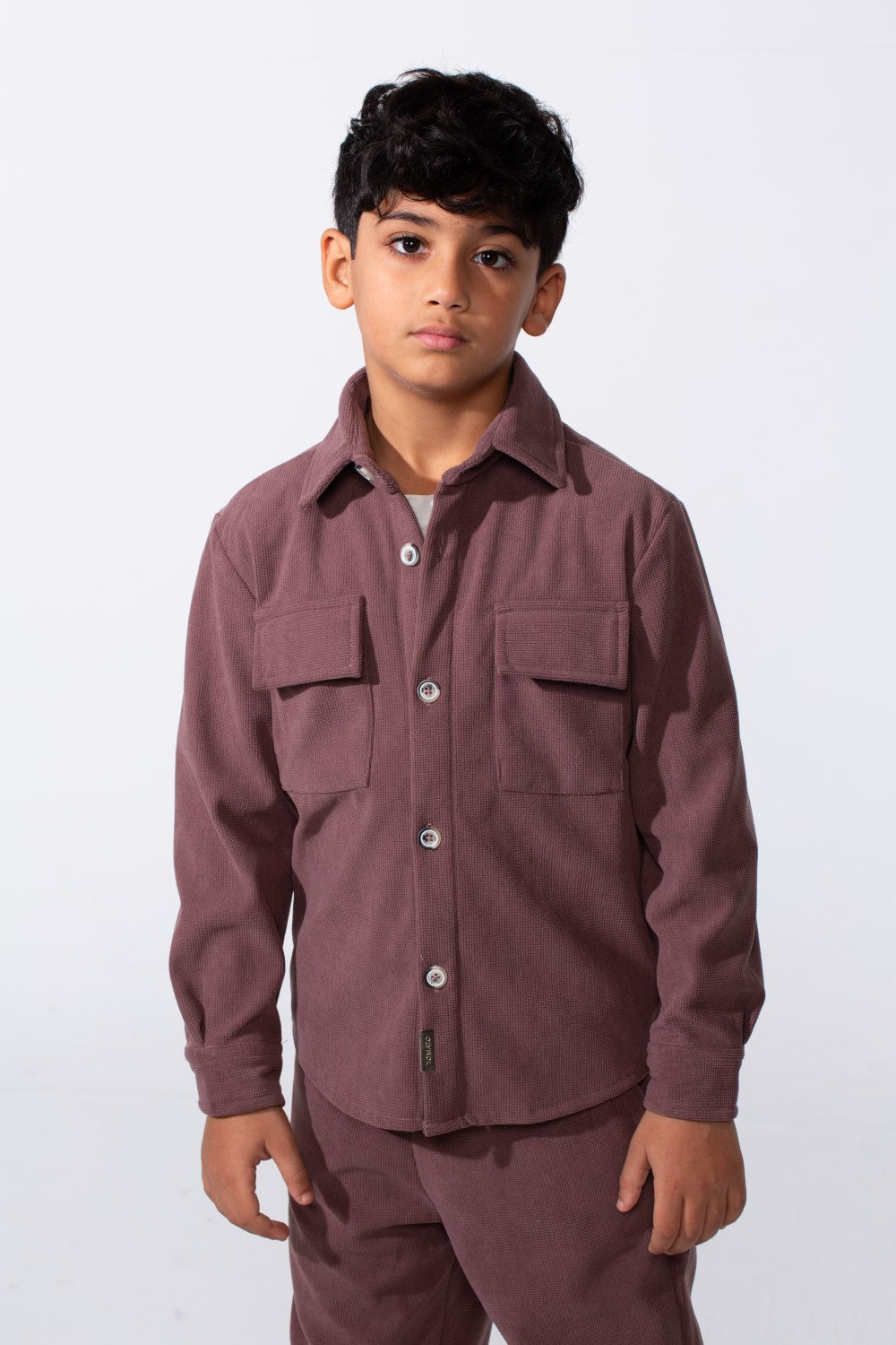 طقم عملي مكون من قطعتين للأولاد بقصة Slim Fit وجيوب