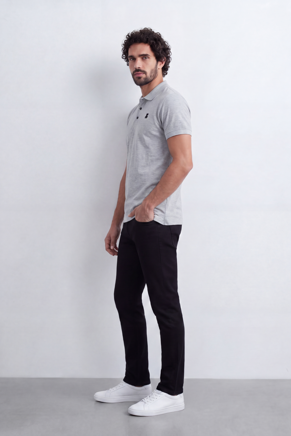 Men's Tomato Store Premium Polo T-Shirt Signature Bear Embroidery Classic Button Placket Clean Collar Detail Slim Fit