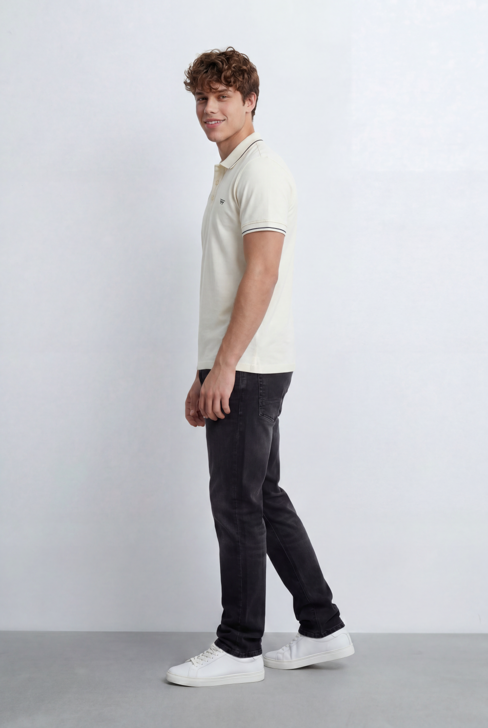 Men’s Tomato Store Polo Shirt Contrast Tipping Details Embroidered Chest Logo Slim Fit