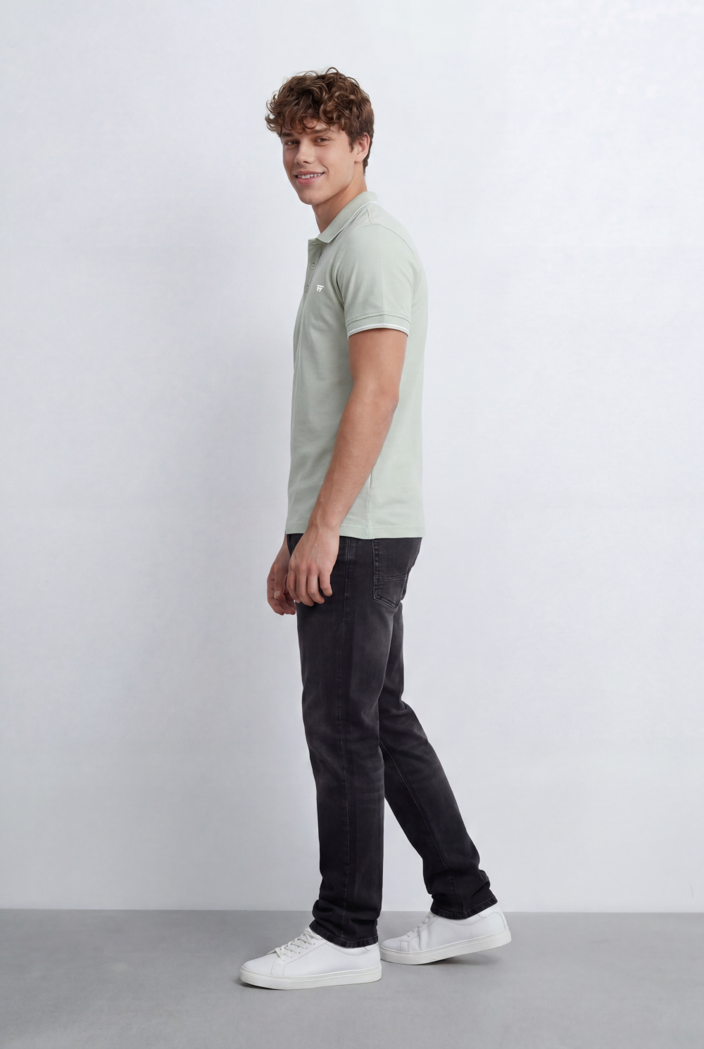 Men’s Tomato Store Polo Shirt Contrast Tipping Details Embroidered Chest Logo Slim Fit