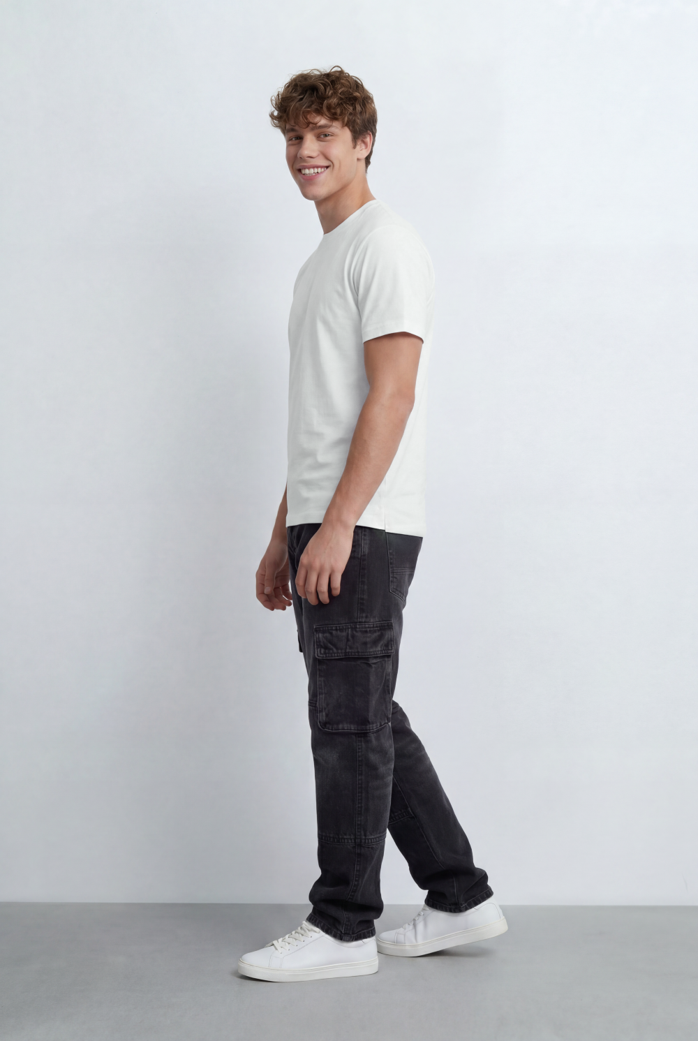 Men’s Tomato Store Essential T-Shirt Clean Minimal Design Premium Construction Slim Fit