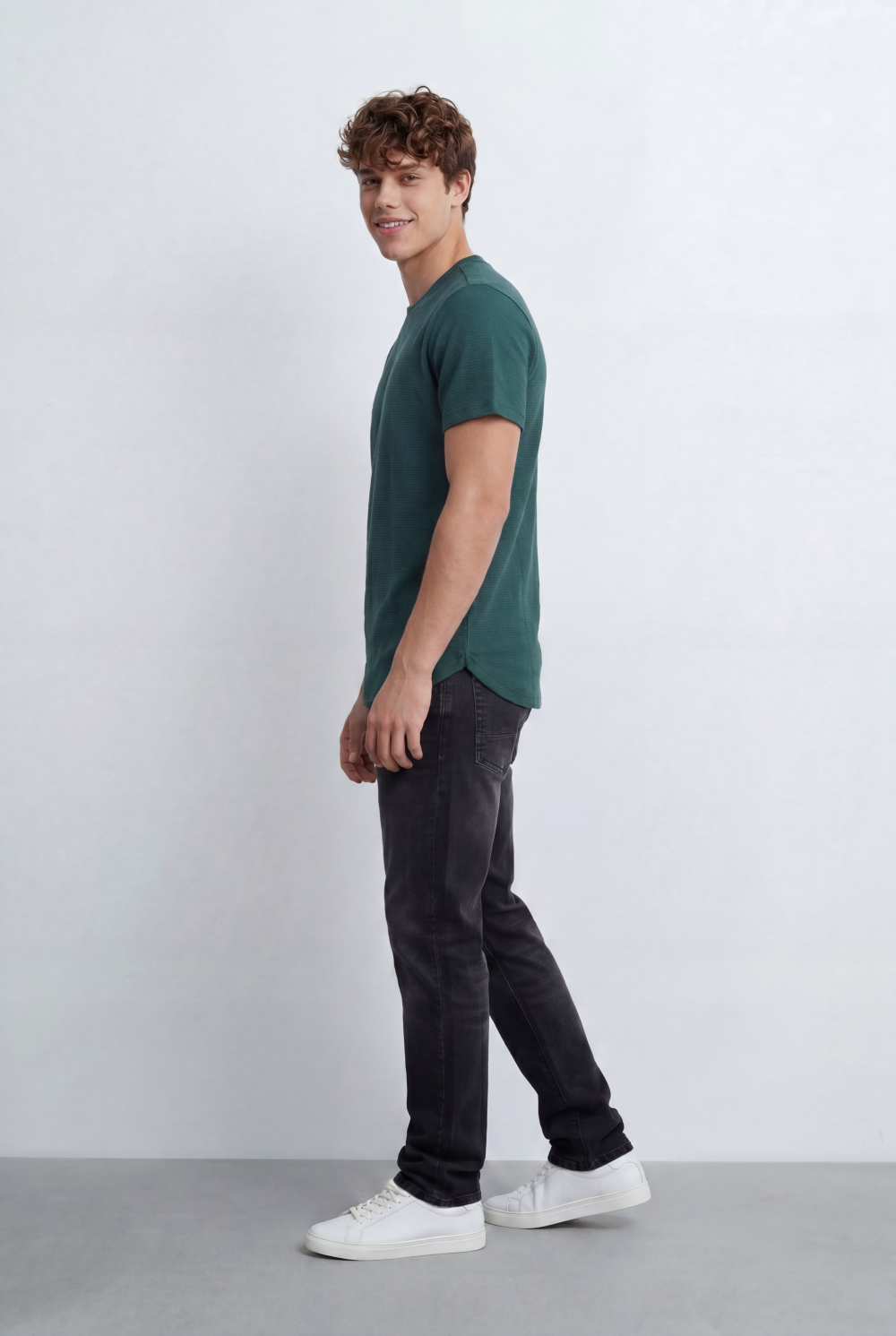 Men’s Tomato Store Textured T-Shirt Relaxed Fit Subtle Ribbed Surface Clean Minimal Design