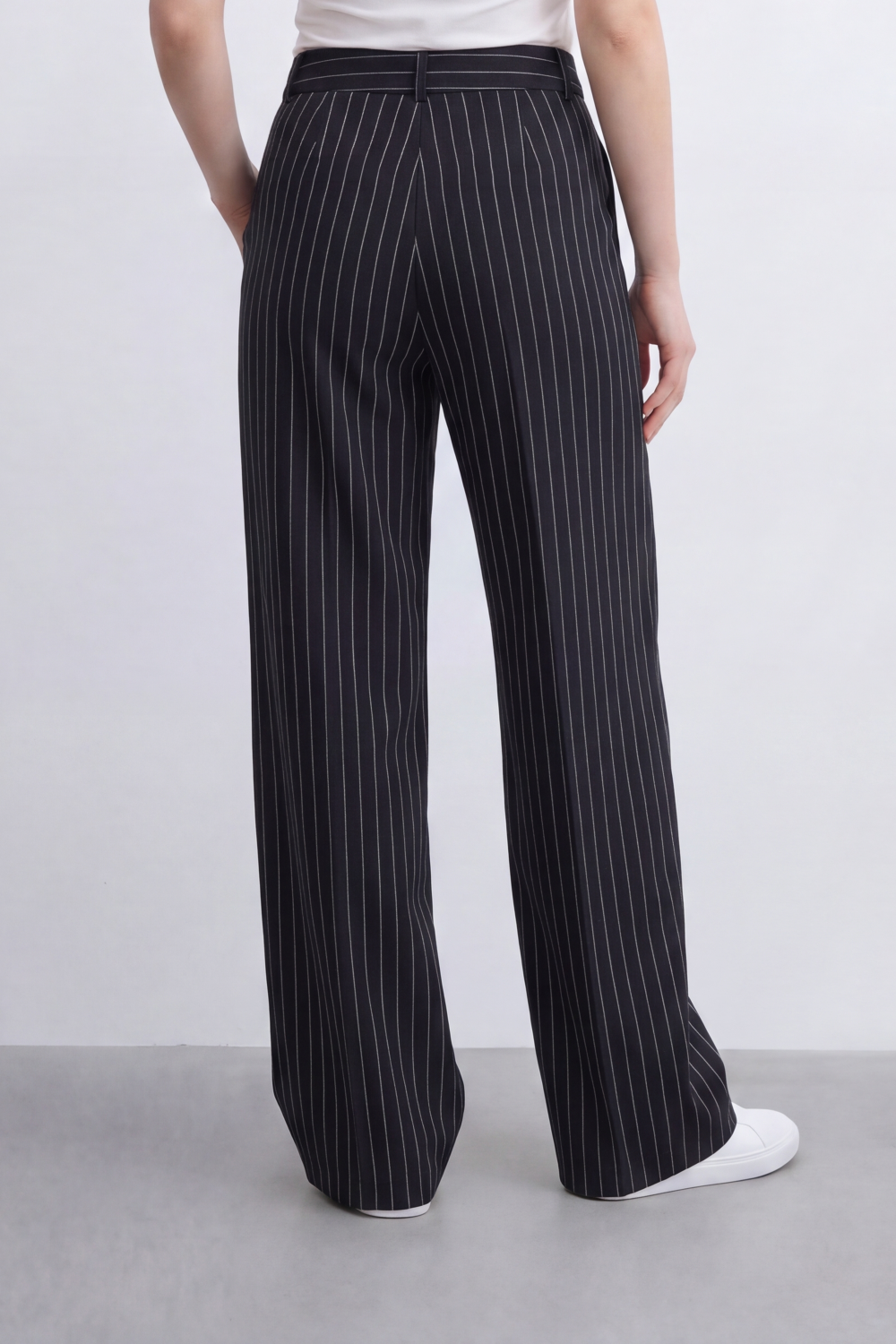 Women's Tomato Store Pinstripe Tailored Trousers High-Rise Waist Front Pleat Detail Oversize