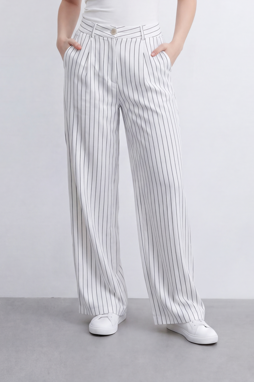 Women's Tomato Store Pinstripe Tailored Trousers High-Rise Waist Front Pleat Detail Oversize