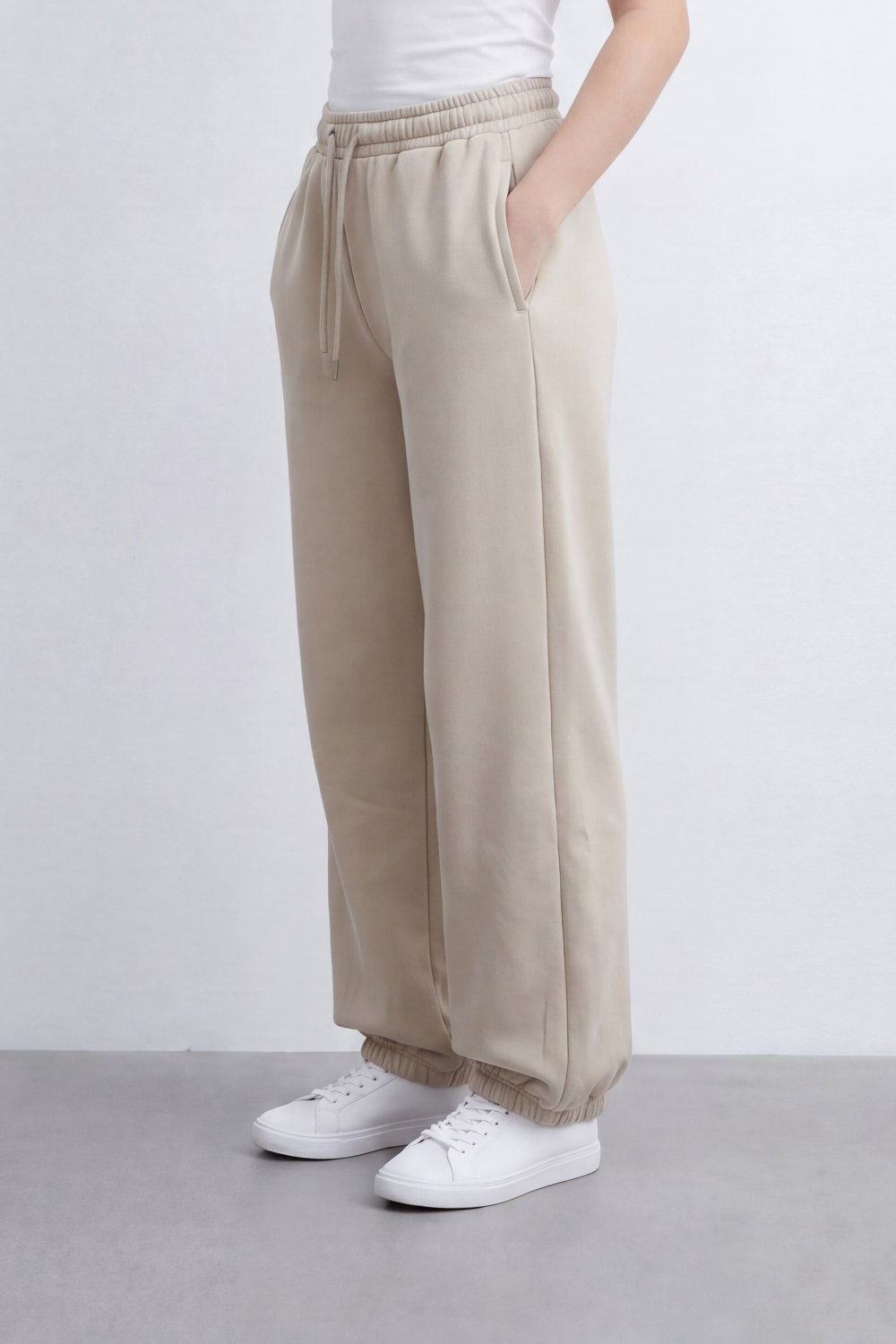 Women's Tomato Store Soft French Terry Reguler Fit Sweatpants Elastic Waist Gathered Cuffs