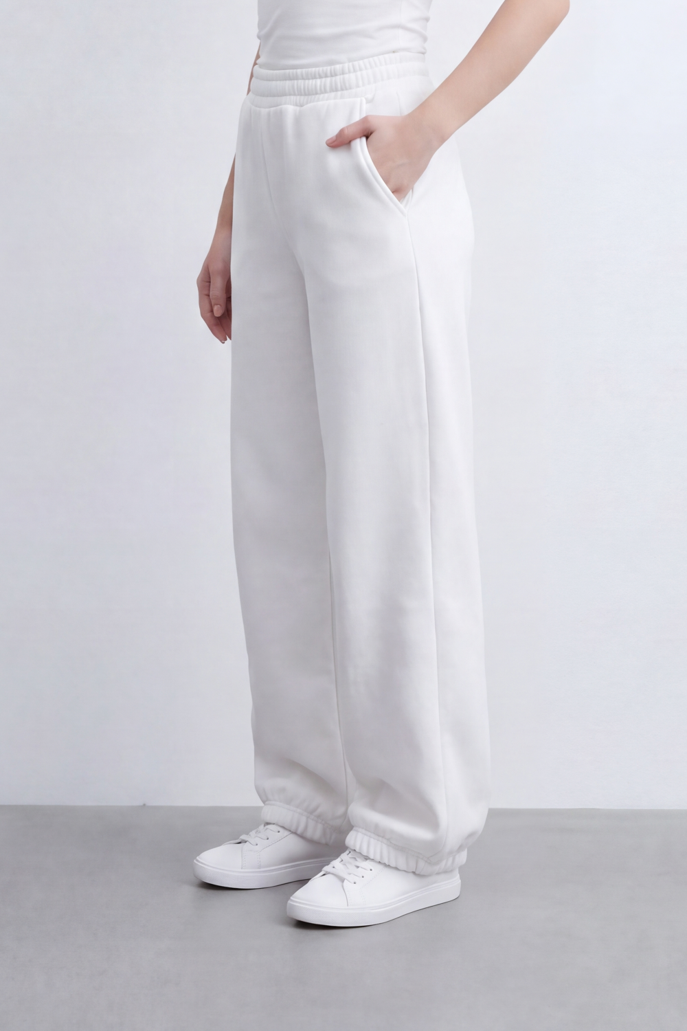 Women's Tomato Store Soft French Terry Reguler Fit Sweatpants Elastic Waist Gathered Cuffs
