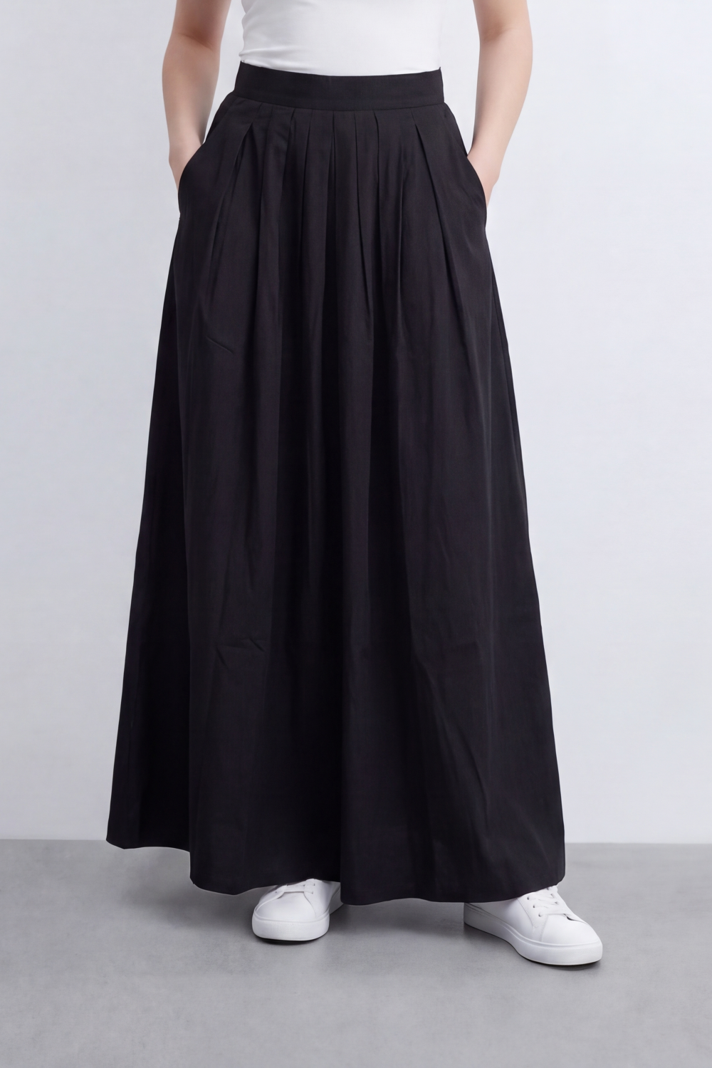 Women's Tomato Store Lightweight Woven Maxi Skirt High-Rise Waist Soft Pleated Detail Flowing A-Line