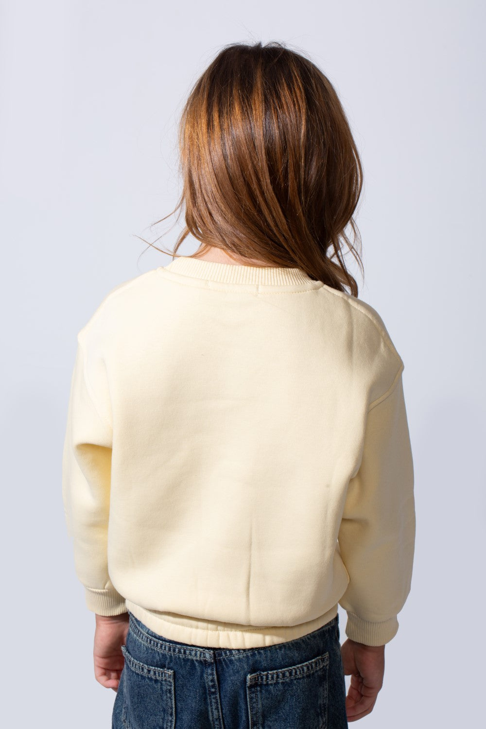سويت شيرت ملبن مريح للفتيات بقصة Slim Fit وياقة دائرية وطباعة زهور على الصدر مع خصر مطاطي وأكمام طويلة