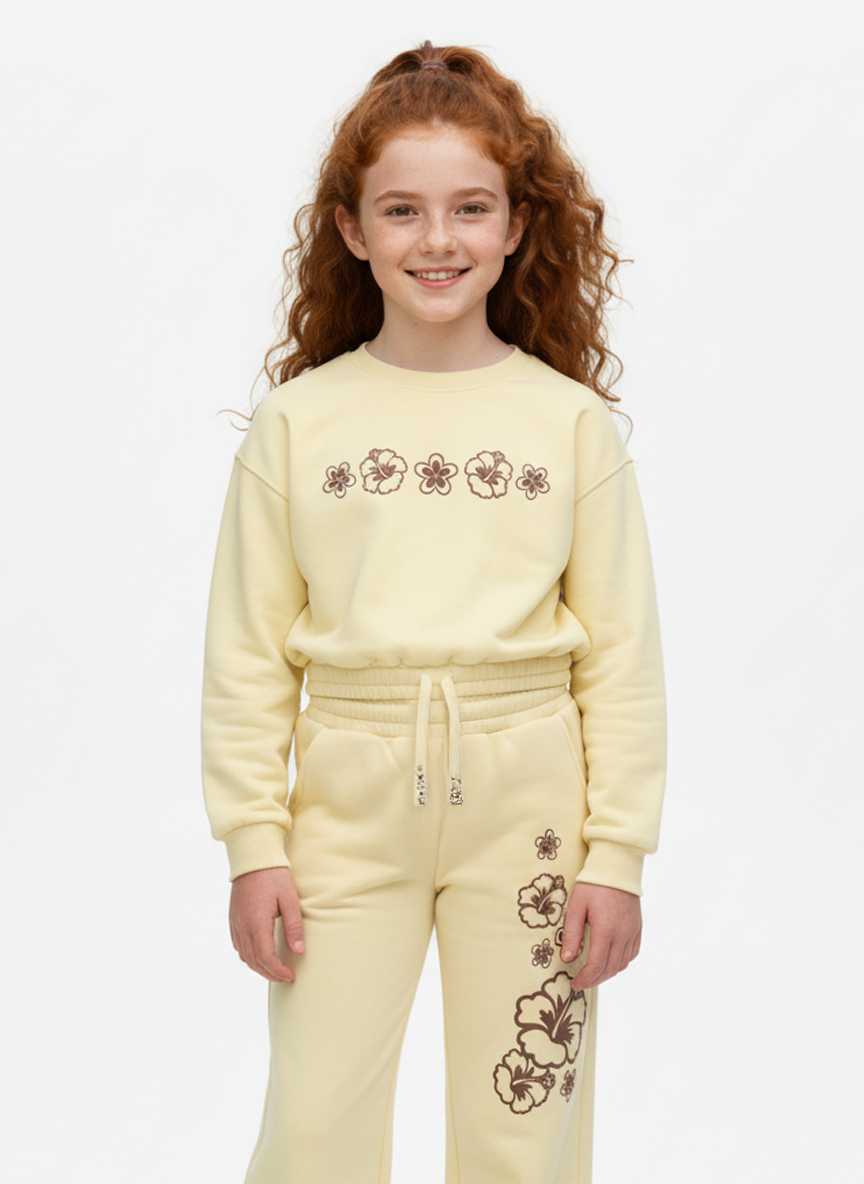 طقم بنات مكون من قطعتين قصير مع طبعة على الصدر وأكمام طويلة ملابس ميلتون