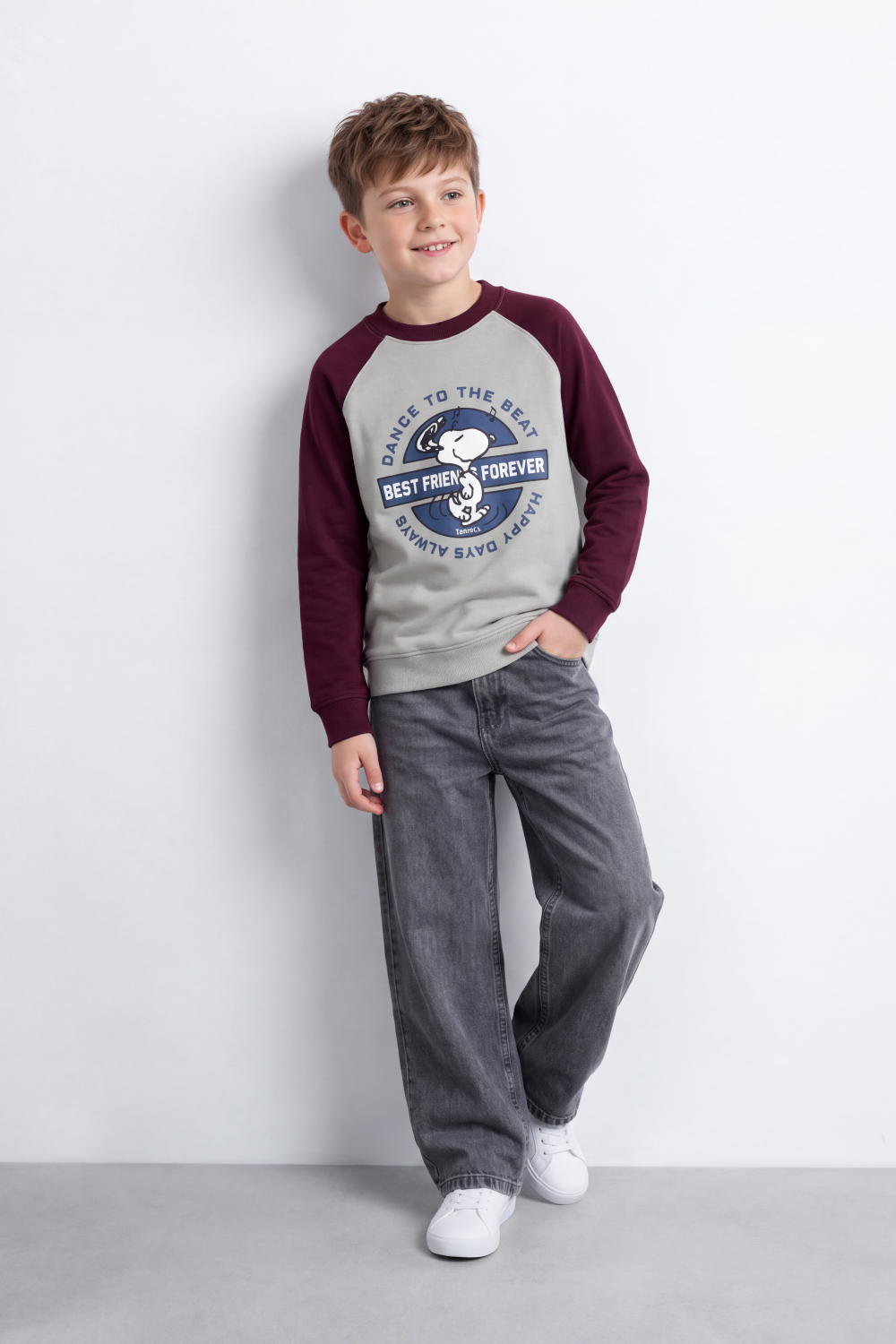 Boy's Tomato StoreSlim Fit Sweatshirt Contrast Raglan Sleeves Snoopy Graphic