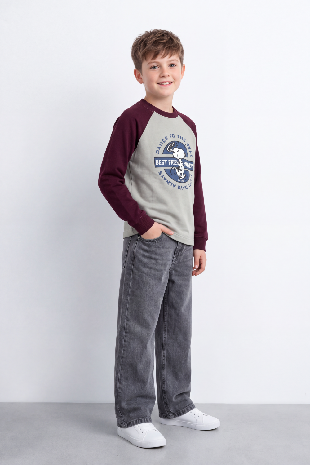 Boy's Tomato StoreSlim Fit Sweatshirt Contrast Raglan Sleeves Snoopy Graphic