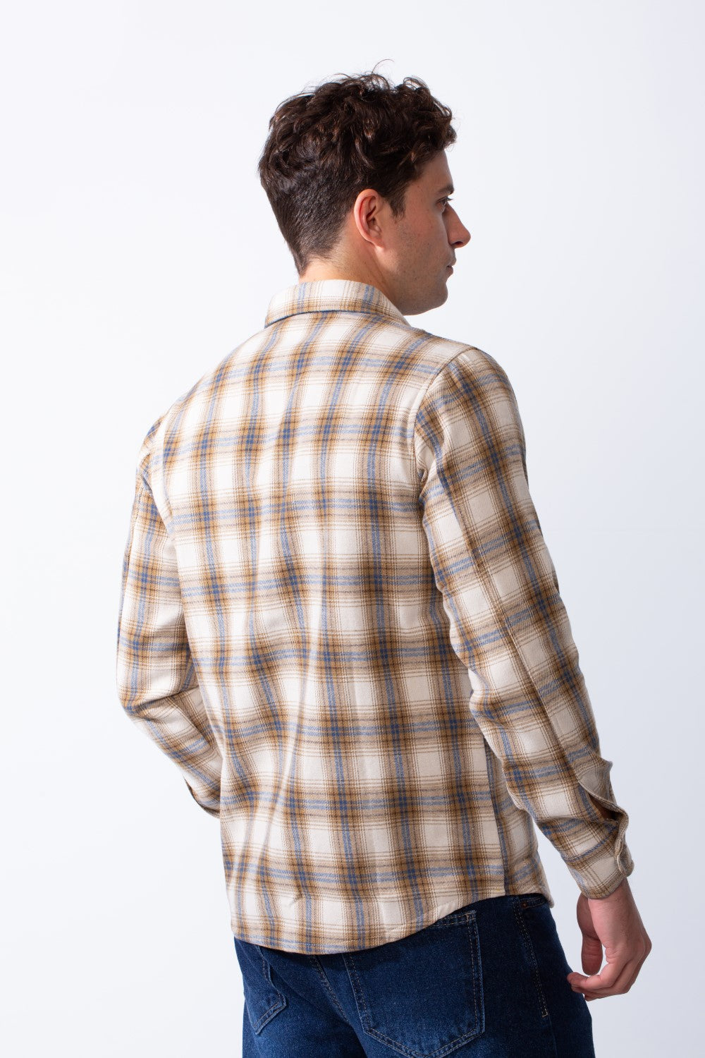 Men's Classic Neck Button Flip Chest Pockets Full Button Closure Plaid Pattern Smart Casual Regular Fit Shirt