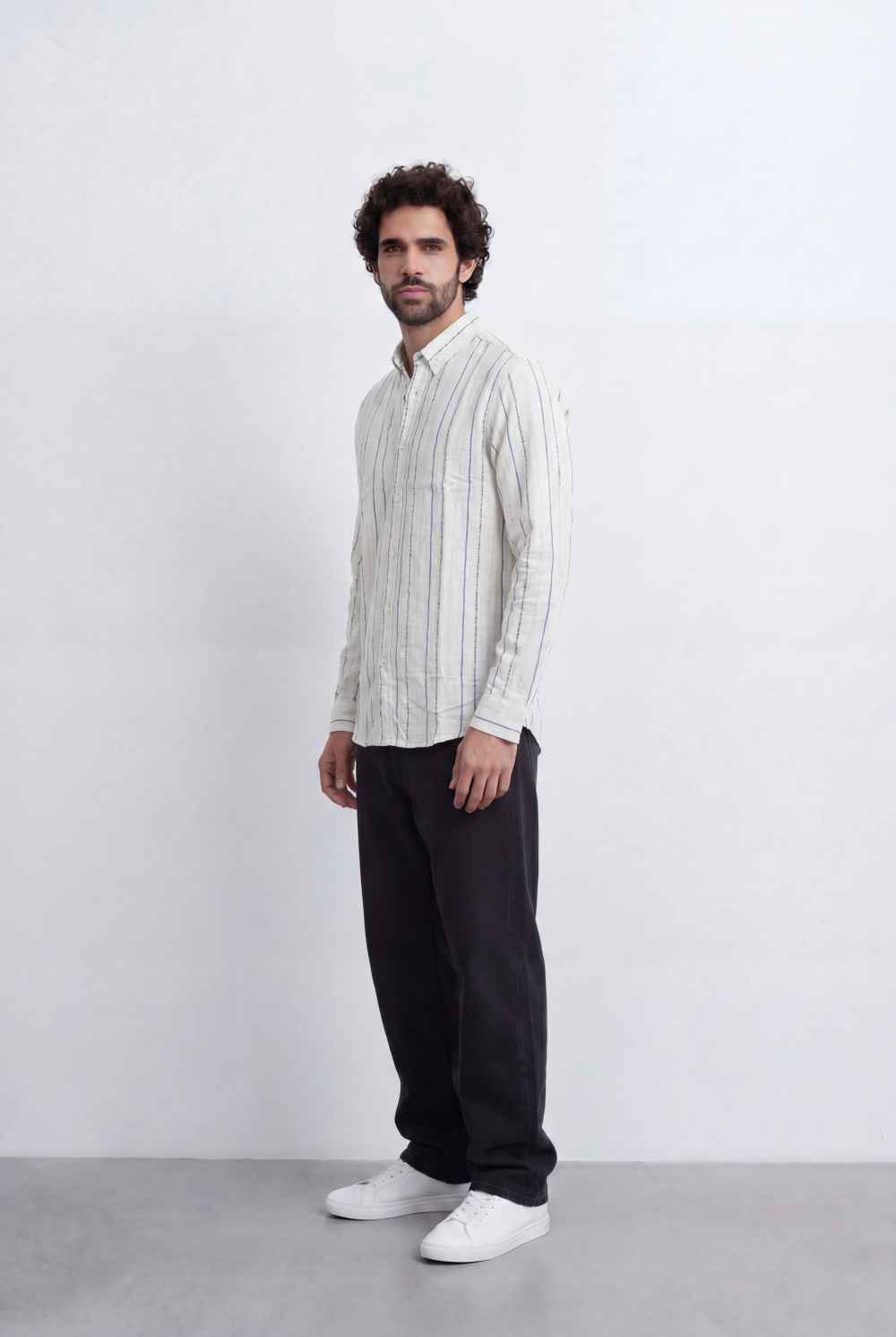 Men’s Tomato Store Vertical Stripe Shirt Lightweight Woven Fabric Button Down Collar Slim Smart Casual Fit