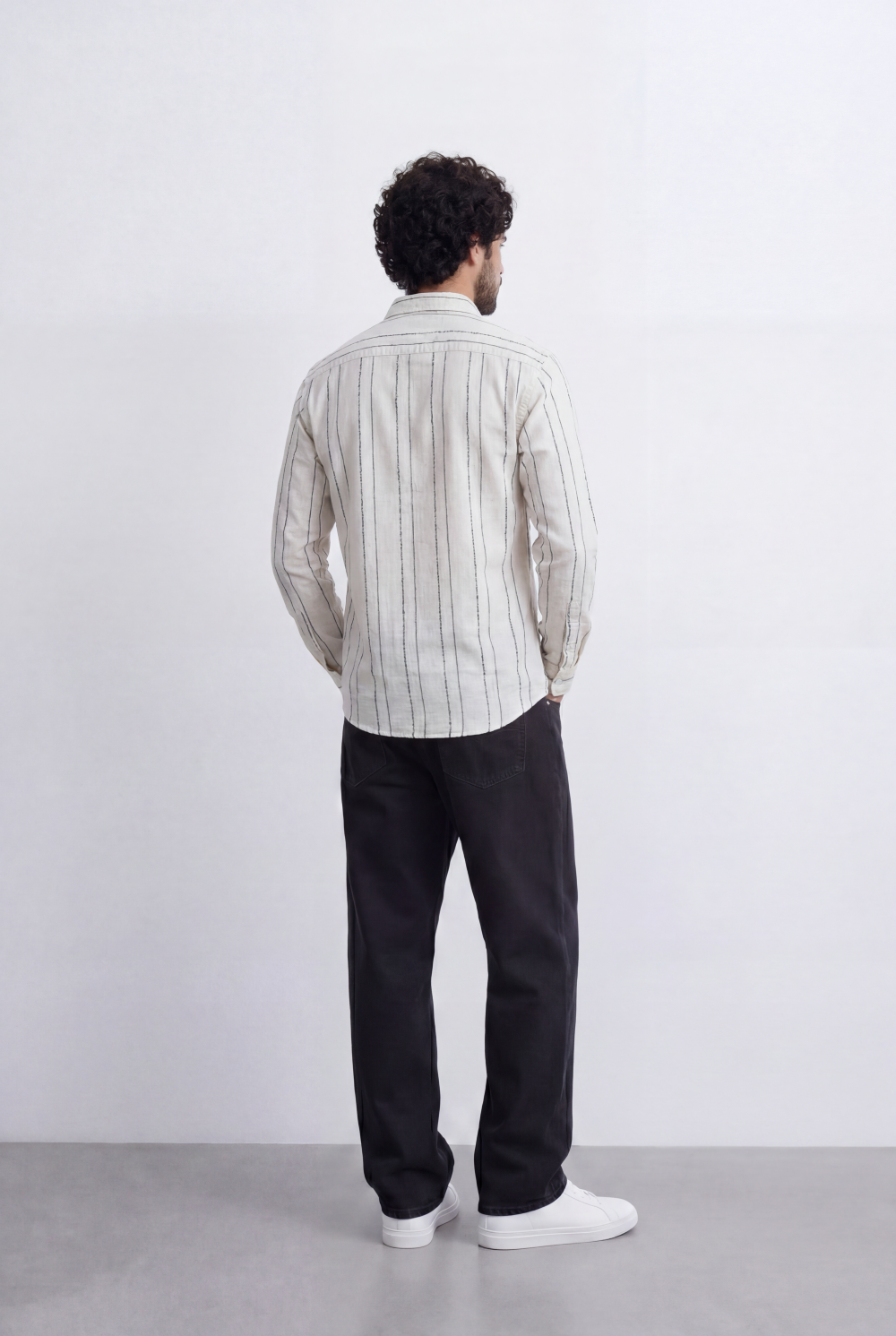 Men’s Tomato Store Vertical Stripe Shirt Lightweight Woven Fabric Button Down Collar Slim Smart Casual Fit