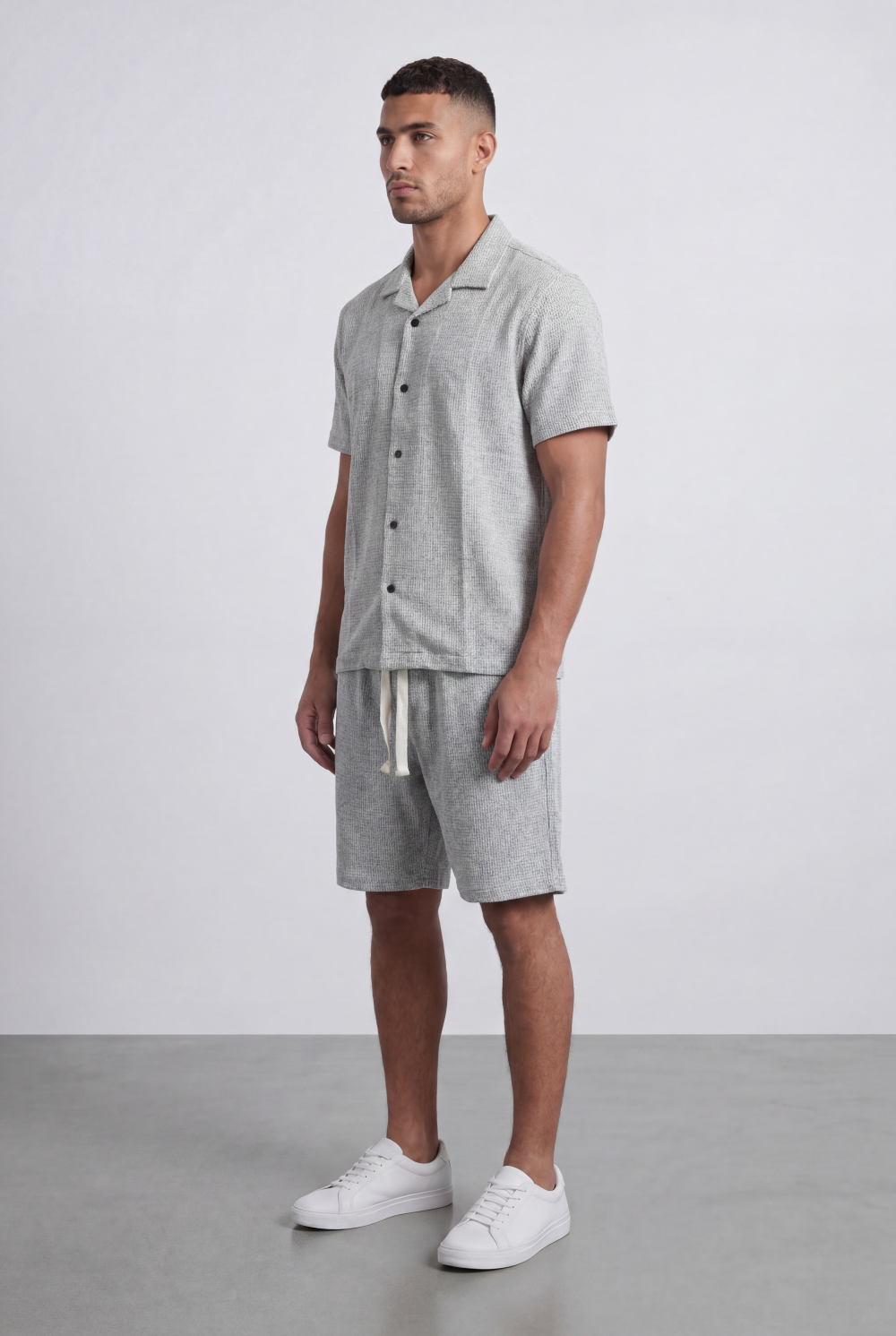 Men’s Tomato Store Airy Knit Resort Co-Ord Open Collar Textured Surface Button Front Regular Fit Outfit