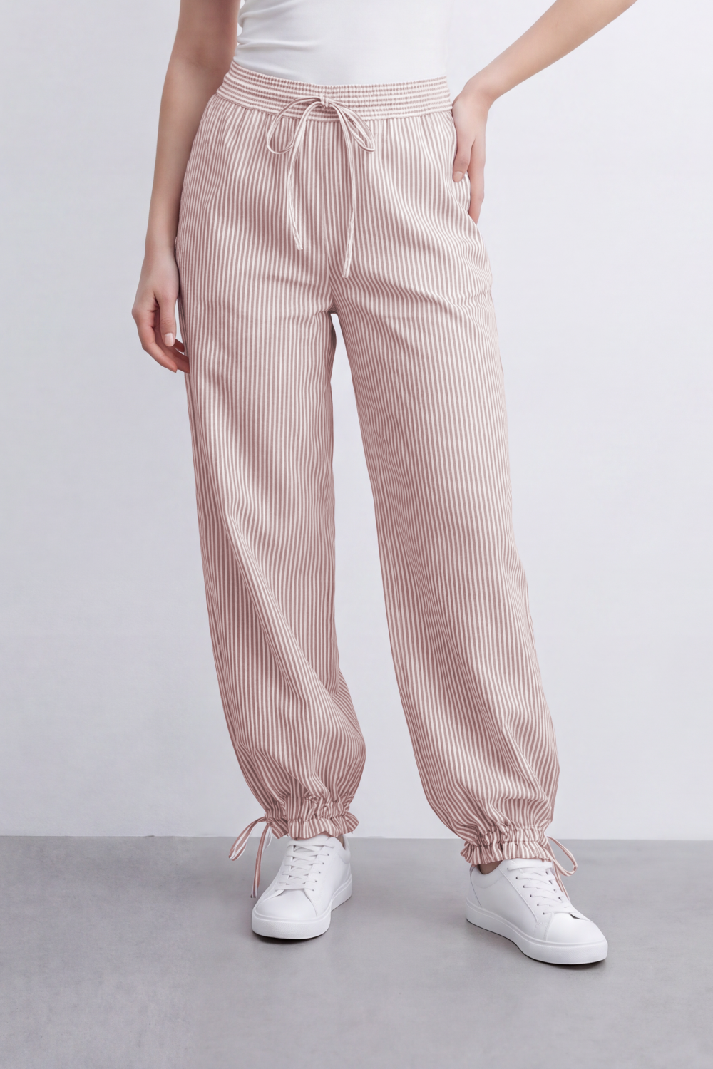 Women's Tomato Store Striped Woven Jogger Pants Elastic Drawstring Waist Gathered Ankle Detail