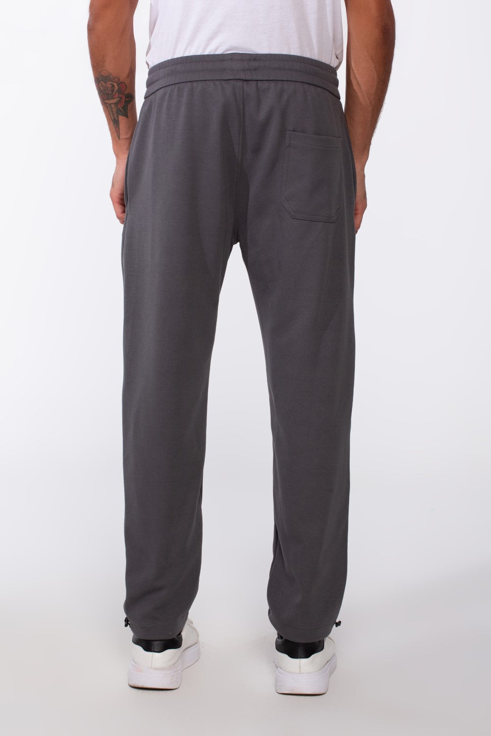 بنطال رياضي أساسي رجالي واسع الساق