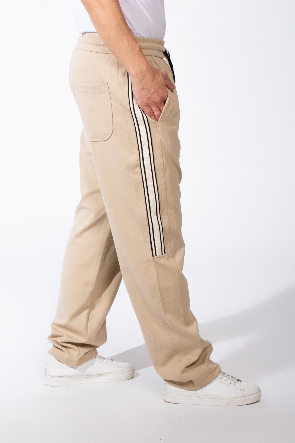 Men's Elasticated Waistband Drawstrings Multi-Stripe Side Single Back Pocket Double Needle Wide Leg Sweatpants