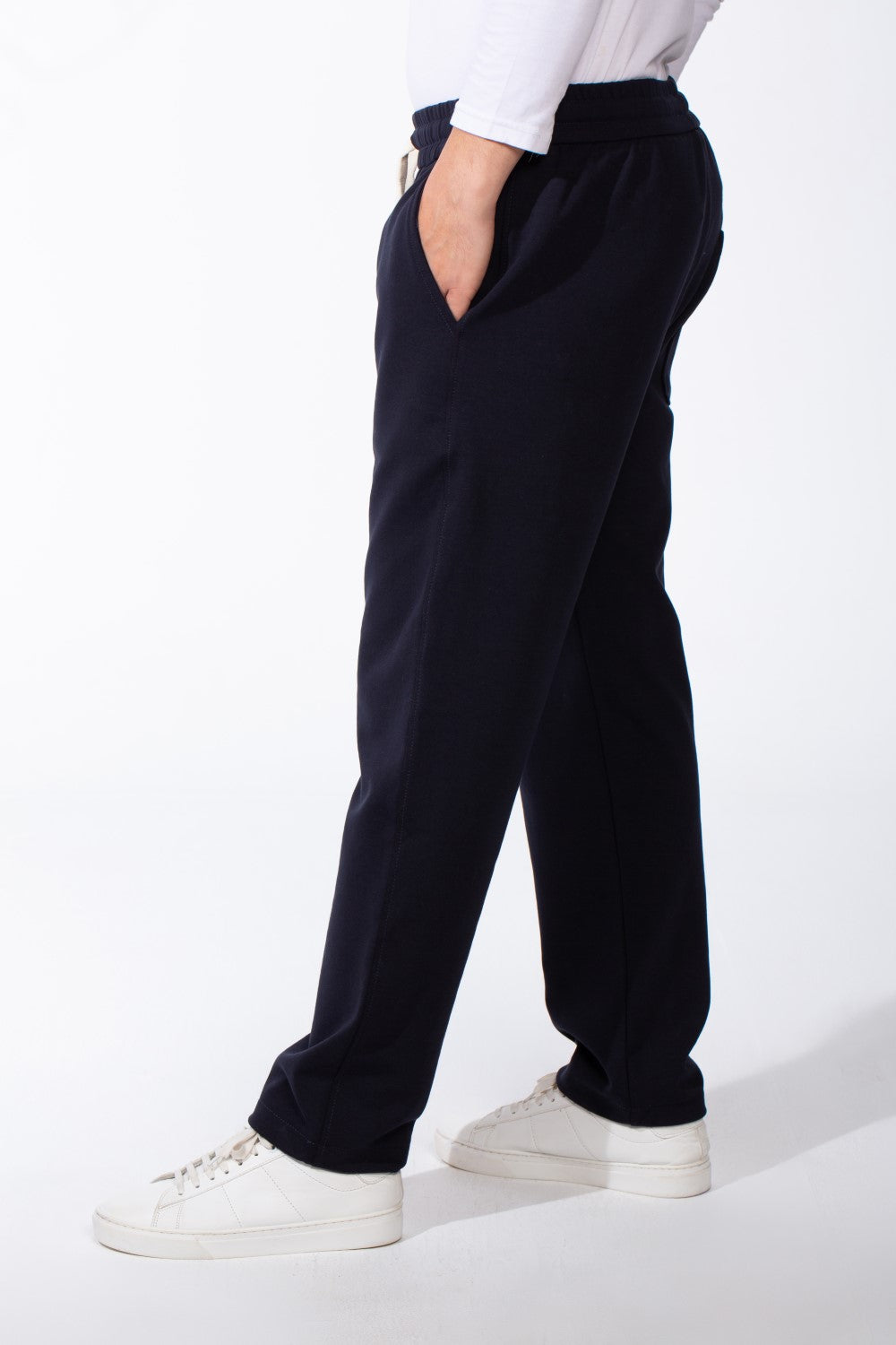 Men's Elasticated Waistband Flat Black Cotton Drawstrings Wide-Leg Sweatpants