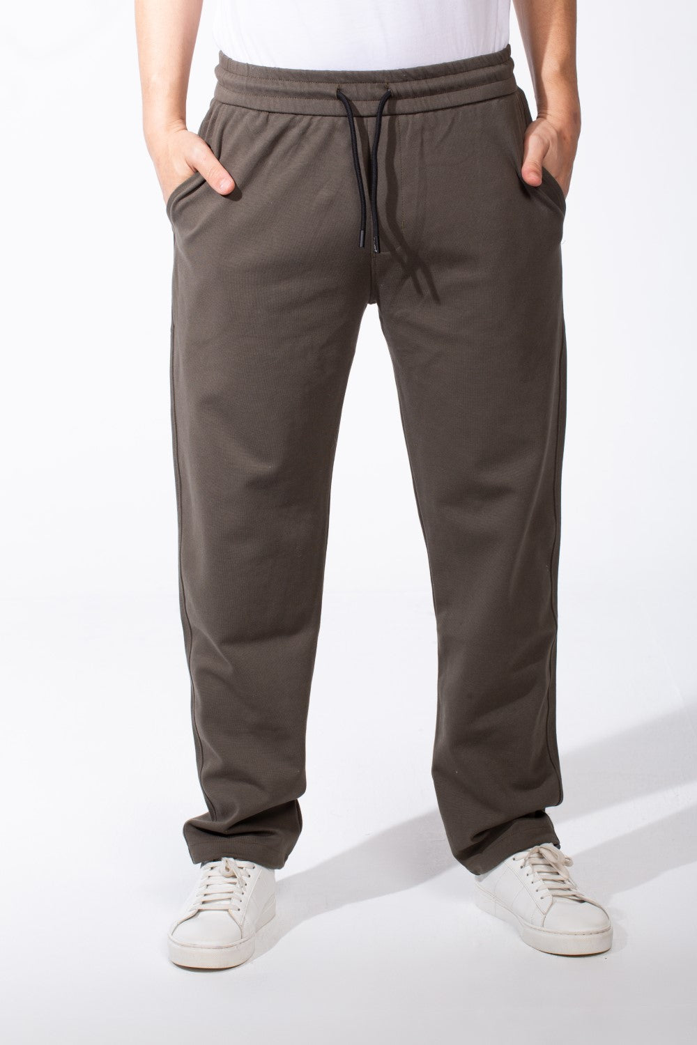 Men's Elasticated Waistband Flat Black Cotton Drawstrings Wide-Leg Sweatpants