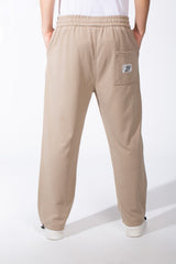 Men's Elastic Waistband Deep Side Pockets Breathable Cotton-Blend Fabric Wide-Leg Sweatpants